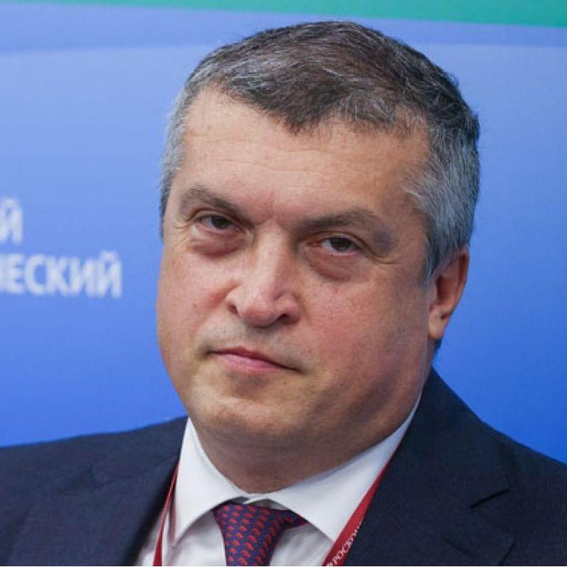 <p>Павел Волков</p>
