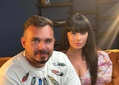 Ведущая «ДОМа-2» Нелли Ермолаева узнала из Интернета, что ее бросил муж: «Наступаю на одни и те же грабли!»