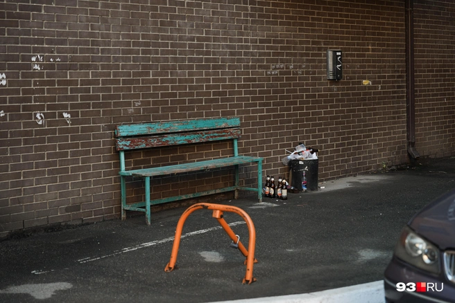 Следы ночных посиделок | Источник: Дарья Паращенко / 93.RU