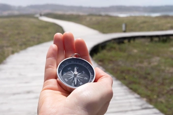 Что делать, когда вы не знаете, что делать: 2 шага, которые активируют вашу интуицию