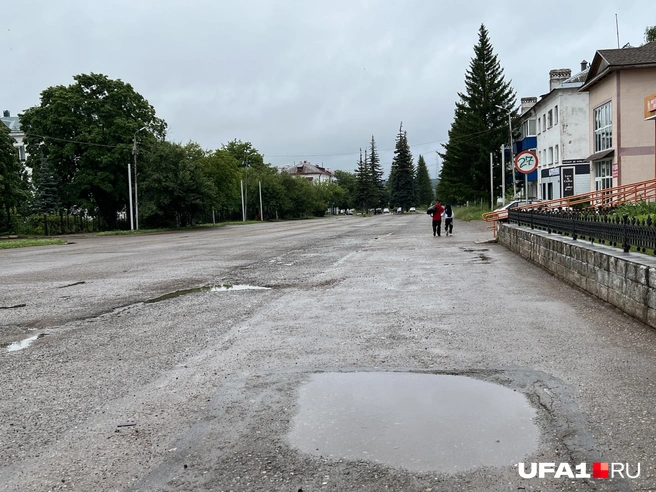 Где народ-то? | Источник: Андрей Бирюков / UFA1.RU
