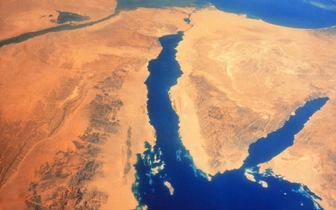 Разлом, разделяющий Африку и Азию, продолжает расширяться