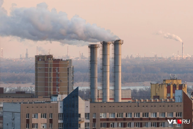 Экологи уверяют: воздух в Волгограде вполне пригоден для дыхания | Источник: Алексей Волхонский / V1.RU
