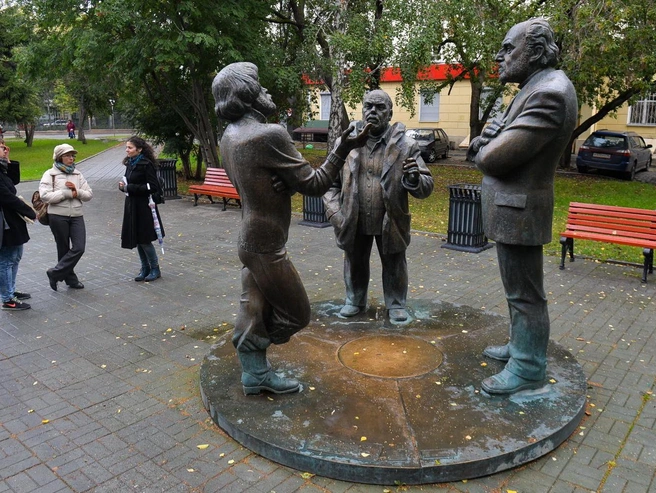 Слева направо: Герман Метелёв, Миша Брусиловский, Виталий Волович | Источник: Артем Устюжанин / E1.RU