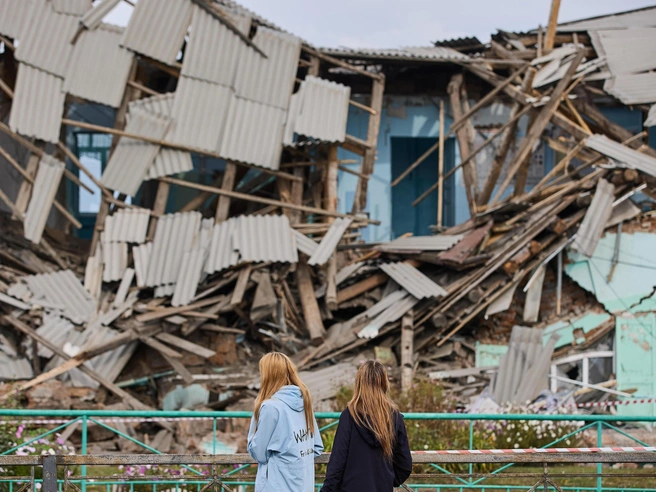 Частичное обрушение здания школы № 5 в Татарске случилось 21 сентября | nsk54.online