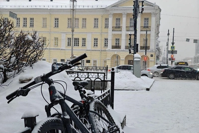 Yekaterinburg Covered in Snow: Photos from the Streets