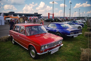 Скорость, музыка и драйв: как прошло главное автомобильное событие лета