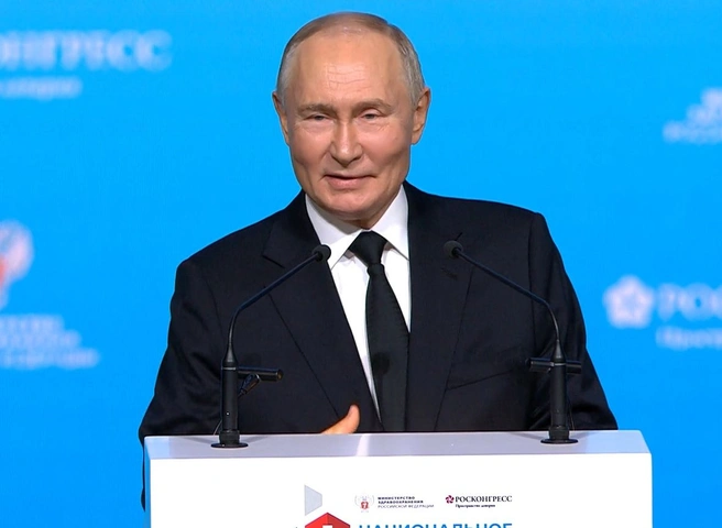 Путин: в 2025 году бюджетников начнут переводить на новую систему оплаты труда | ya62.ru