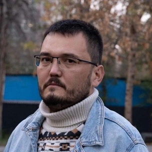 Жена арестованного каракалпакского активиста Акылбека Муратова заявила о домогательствах со стороны сотрудника СИЗО Алматы