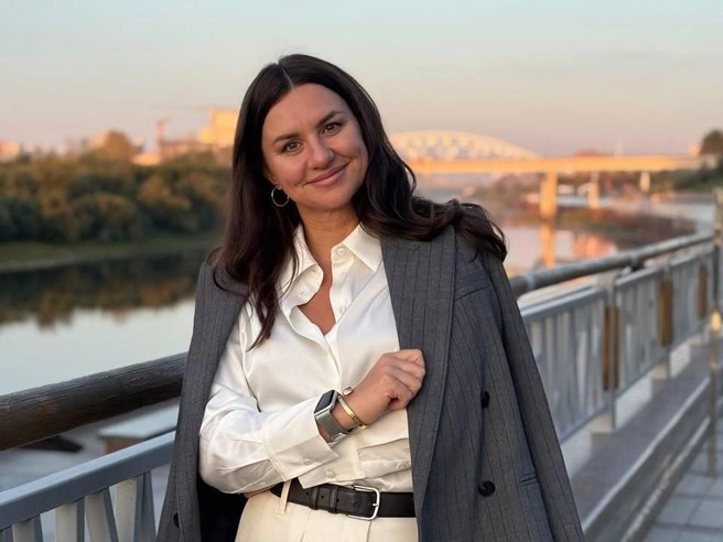 До того, как создать свой бизнес, Ирина работала в журнале и корпоративном банке | Источник: Katigarova_life / T.me
