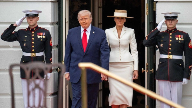 Неловкий момент произошел после того, как Дональд Трамп пошутил, что их брак долго не продержится. | Источник: MEGA