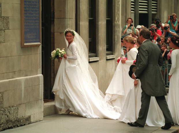 Фото №3 - «Эльфийская» свадьба: как выходила замуж единственная племянница Королевы