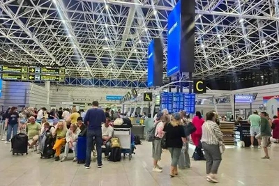 Контроль прав пассажиров в аэропорту Сочи