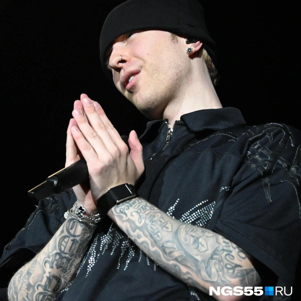 Он не переставал благодарить омичей  | Источник: Артемий Скиба / NGS55.RU