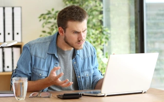 Чтобы позлить: Оксфорд назвал слово 2025 года