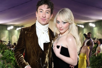 «Не хочу выходить на улицу»: Барри Кеоган рассказал о травле из-за внешности, но признание лишь усилило хейт