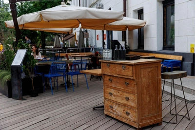 На тюменском Арбате откроется «Какая-то забегаловка»