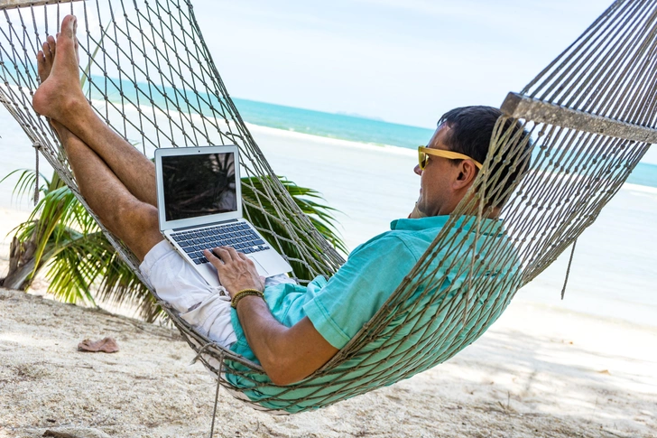 «Пришло время валить»: удаленщики покидают Сочи — теперь им милее Абхазия с Арменией | Источник: Mizuno555/Shutterstock/Fotodom.ru