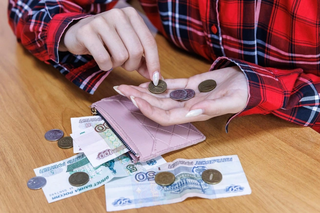 По словам многих жителей столицы, данные Росстата о средней зарплате в Москве сильно отличаются от того, что есть на деле | Источник: Алексей Волхонский / V1.RU