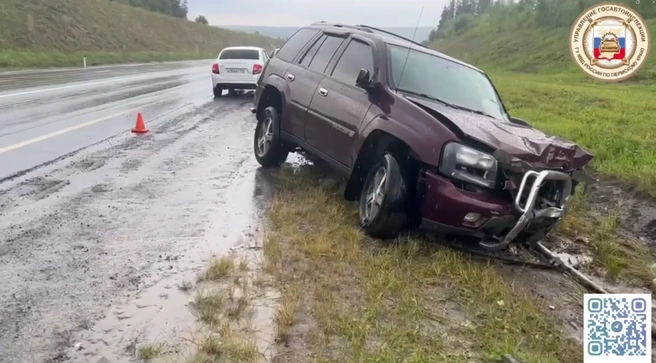 У Chevrolet пострадала только передняя боковая часть | Источник: Госавтоинспекция Пермского края / telegram