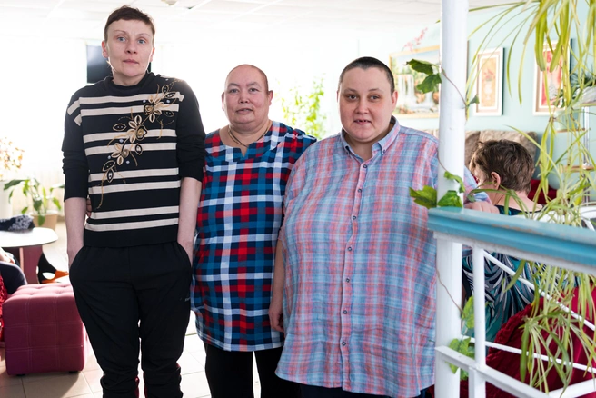 Жители дома ведут насыщенную жизнь: много гуляют и занимаются творчеством | Источник: Мария Ленц