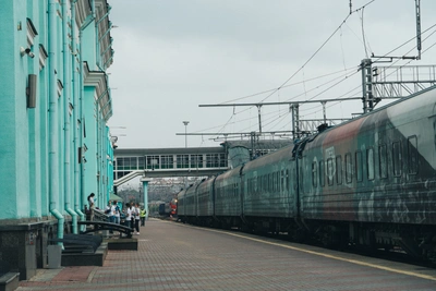 Поезд Омск-Симферополь теперь ходит только до Керчи