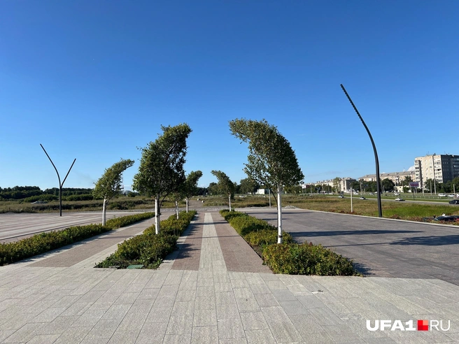 «Притяжение» уже крупнейший парк города | Источник: Андрей Бирюков / UFA1.RU