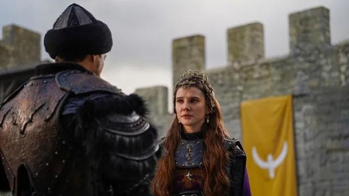 Вы не поверите, но эти 7 звезд турецких сериалов прекрасно говорят по-русски — кто они