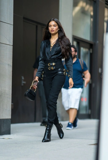 Шанина Шейк В Нью-Йорке, 22 августа | marieclaire.ru