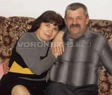 Николай Швецов прошёл Афган, выжил после тяжелейшего минно-взрывного ранения, а умер после лечения в районной больнице. С женой Аллой они вырастили сына и дочь. Алла настроена бороться до конца и наказать тех, кто погубил её мужа | Источник: Предоставлено Аллой Швецовой