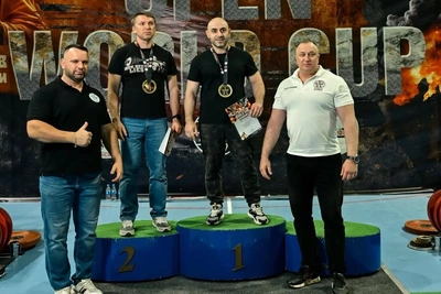 Сотрудник МЧС из Хабаровского края выиграл Кубок мира по пауэрлифтингу