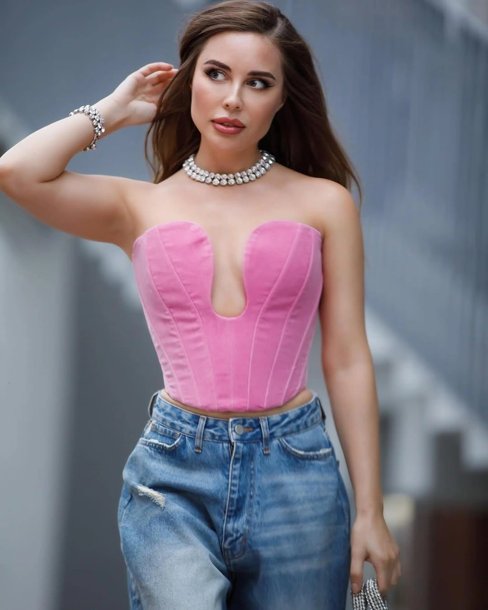 Красотка не раскрывает подробности своей личной жизни | Источник: mihalkova / Instagram.com*