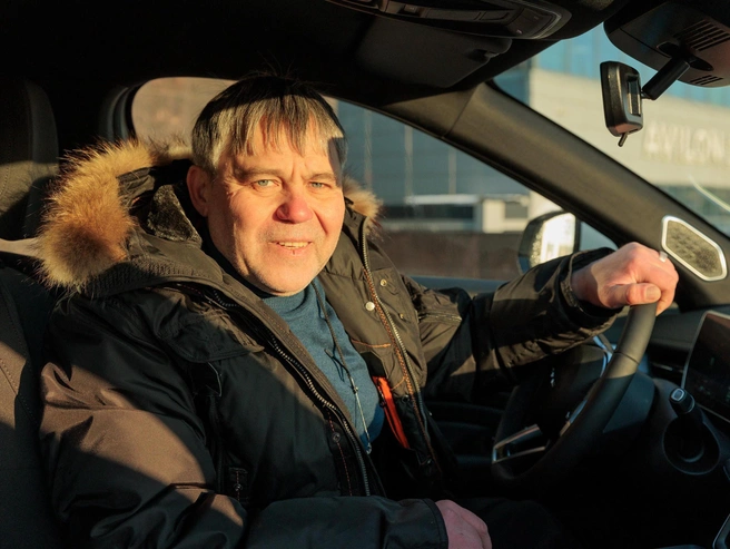 Сергей Давыдов работает автомехаником-универсалом. | Источник: «Столото»