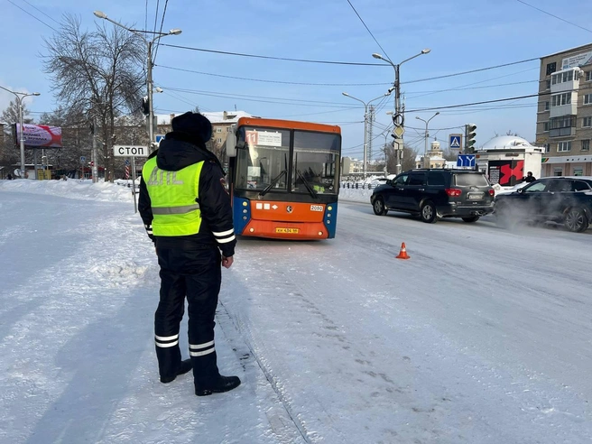 Водителем автобуса был 46-летний мужчина | Источник: Госавтоинспекция по Свердловской области