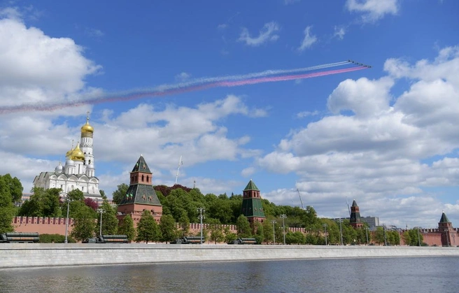Путин и Трамп обменялись поздравлениями с Днем Победы | Источник: Павел Лисицын / Фотохост-агентство РИА Новости