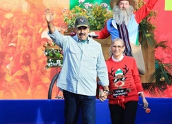 Реалити-шоу, защита Чавеса, сальса с Мадуро: чем известна Силия Флорес — первая леди Венесуэлы, захваченная США