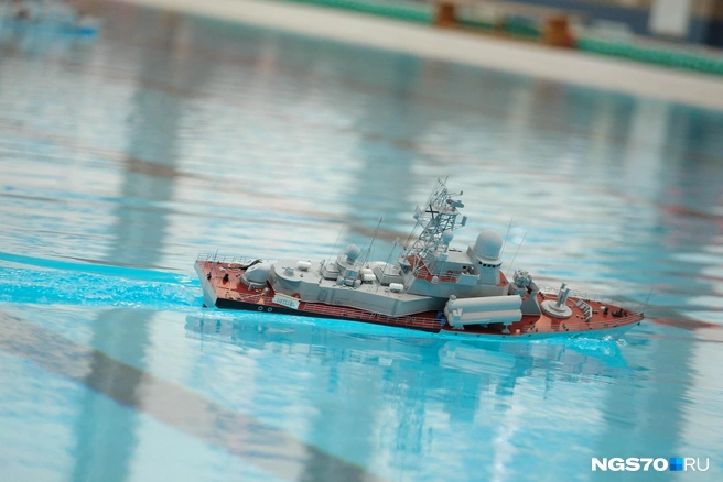 Первыми на воду вышли модели F2-B — судна длинной от 90 до 120 сантиметров | Источник: Варвара Фролова / NGS70.RU