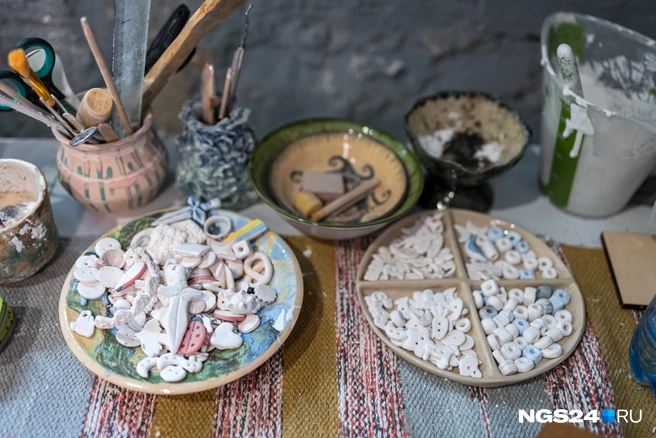 Пуговички можно купить на маркетплейсе | Источник: Мария Ленц / NGS24.RU
