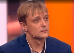 «Постоянные ночные клубы, показы, голые модели»: Сергей Зверев-младший жалуется, что отец сломал его психику