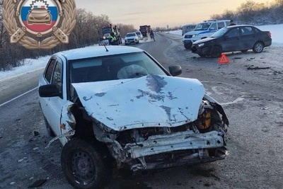 В тройном ДТП под Энгельсом погиб водитель Lada Granta