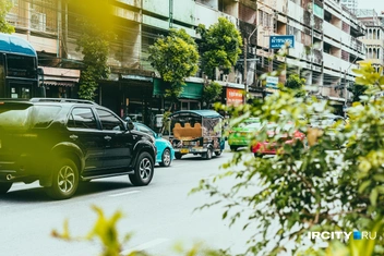 Здесь очень приятно прогуливаться и днем, и вечером | Источник: Алина Ринчино / «ИрСити»