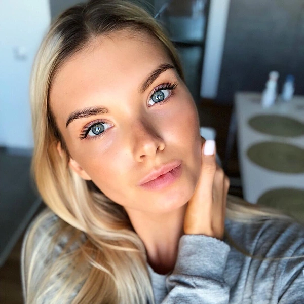 Источник: miss_polina_popova / (экстремистская организация, деятельность запрещена на территории РФ)