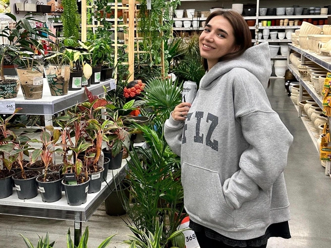 Маргарита из Казани — популярный блогер, занимающийся выращиванием и «реабилитацией» растений | Источник: Маргарита Черняева / Vk.com