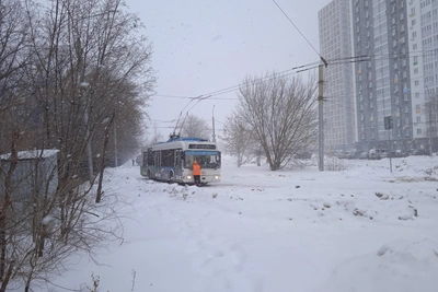 Ulyanovsk clears snowdrifts and traffic jams after overnight snowfall