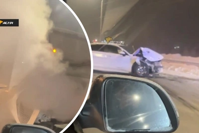 Столкновение седана и автобуса в Новосибирске