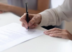 «Без страховки невозможно прочувствовать счастье обладания»: интервью с Ириной Пономаревой