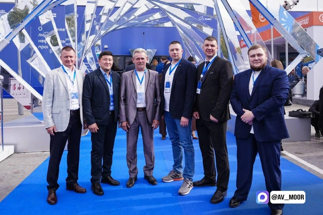 Они посетили такие форумы, как «СВОя культура», «УТРО 2025» и TNF-2025 | Источник: Александр Моор / Telegram