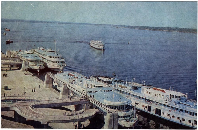 Причалы речпорта в 1978 году | Источник: коллекция музея им. П.&nbsp;В.&nbsp;Алабина