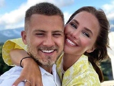 Алекса снова объявила о разрыве с Вячеславом Дайчевым, которого увела у беременной невесты: комментарий