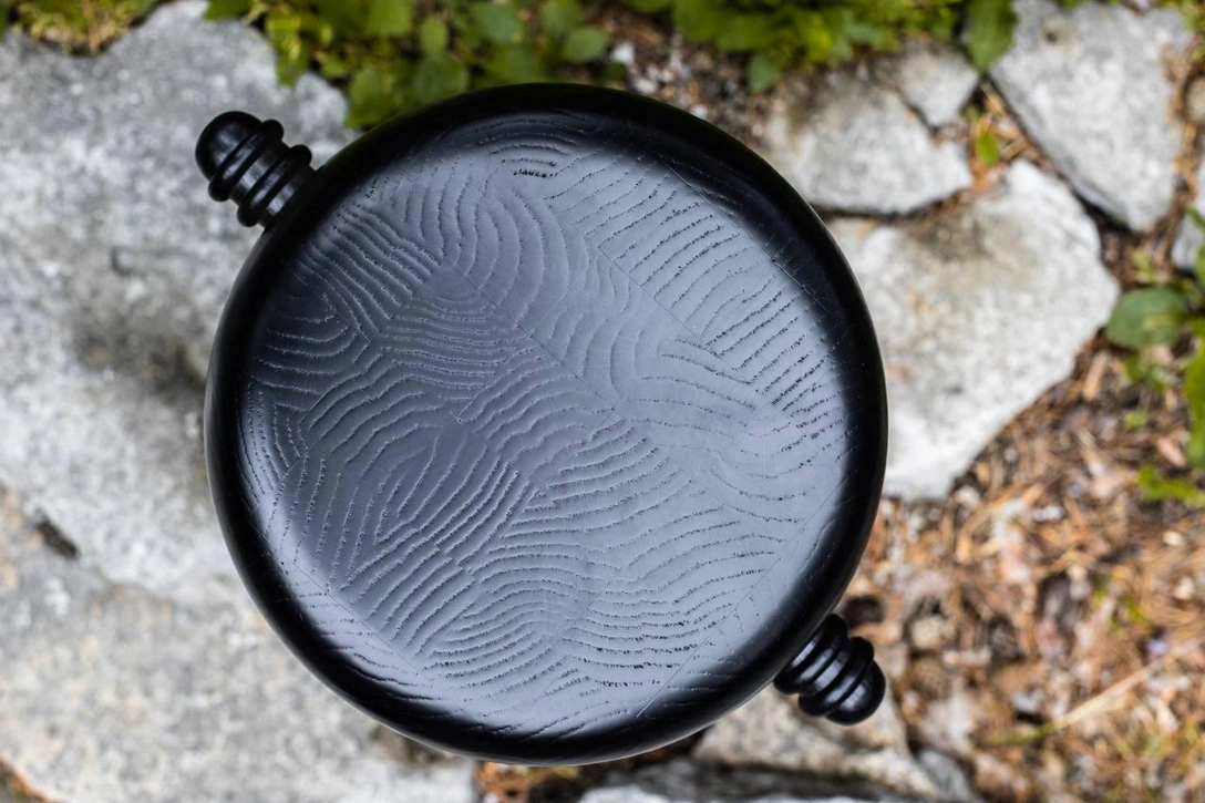 Кофейный столик Monster 1, дизайн Екатерины Елизаровой. | Источник: Ekaterina Elizarova